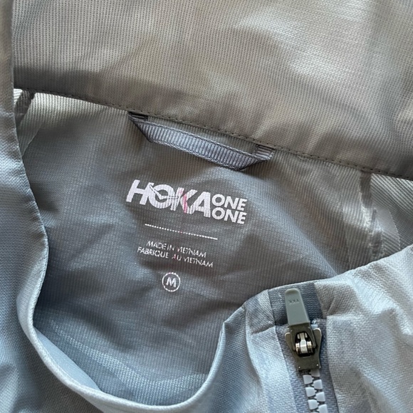 Hoka One - Performance Shield Running Jacket - Men's Size Medium - Picture 11 of 13